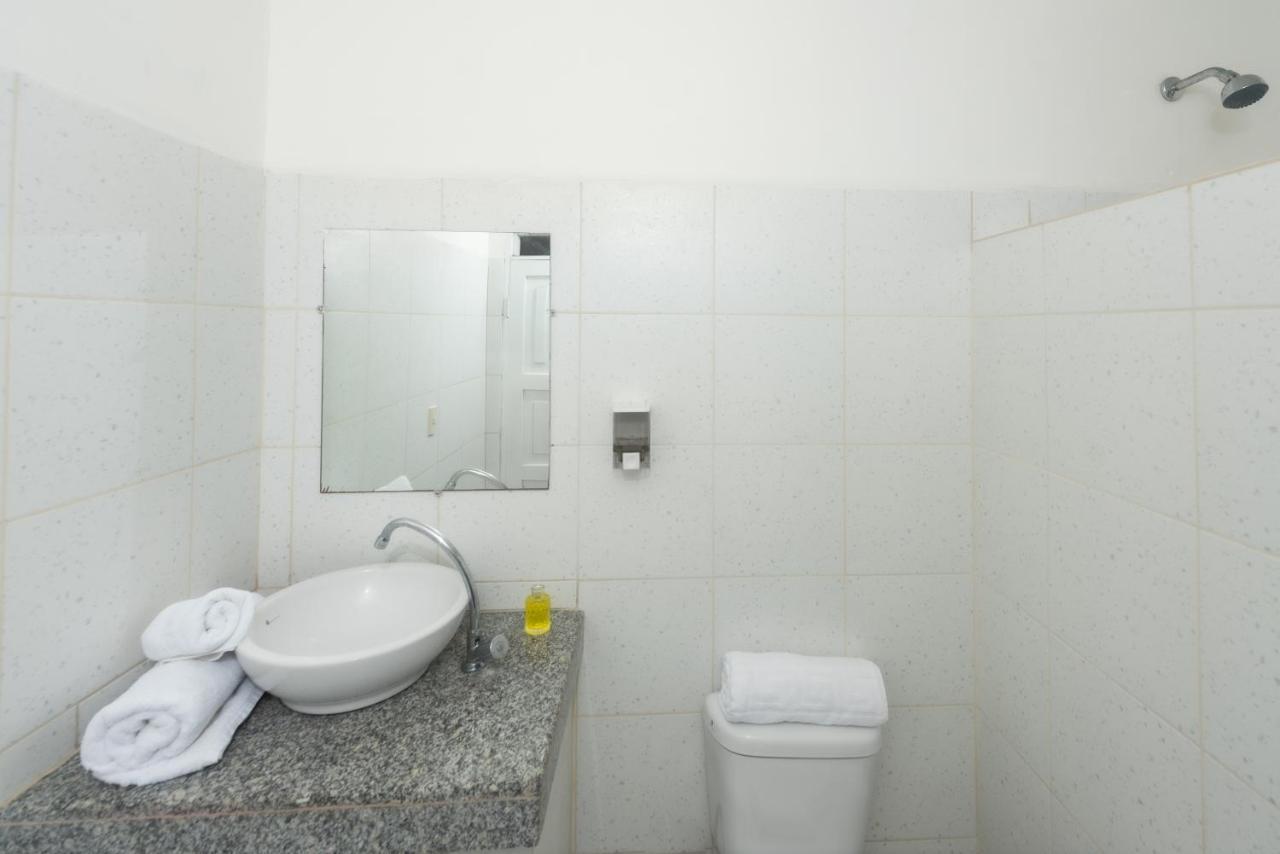 Hostal North Seymour Puerto Ayora  Exteriör bild