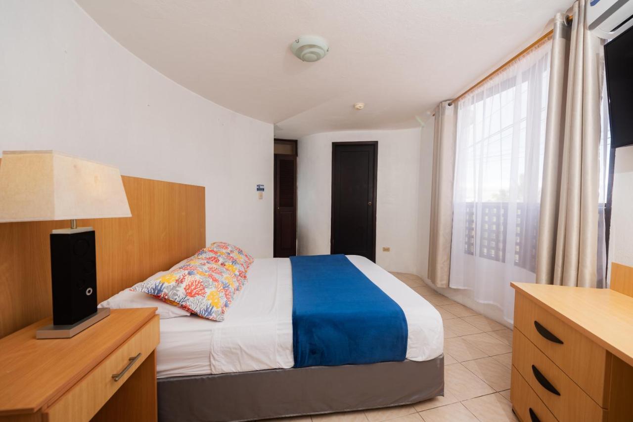 Hostal North Seymour Puerto Ayora  Exteriör bild