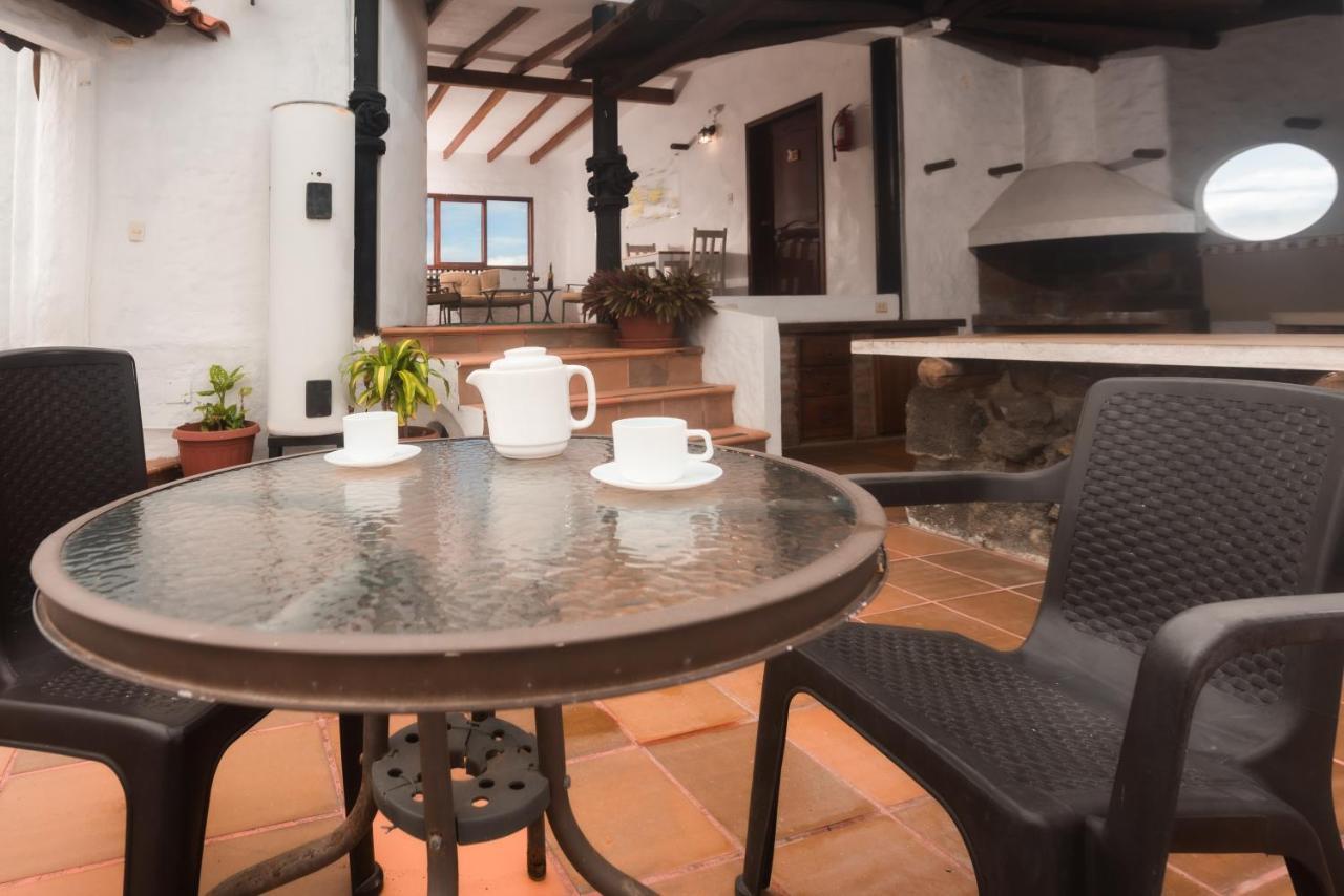 Hostal North Seymour Puerto Ayora  Exteriör bild