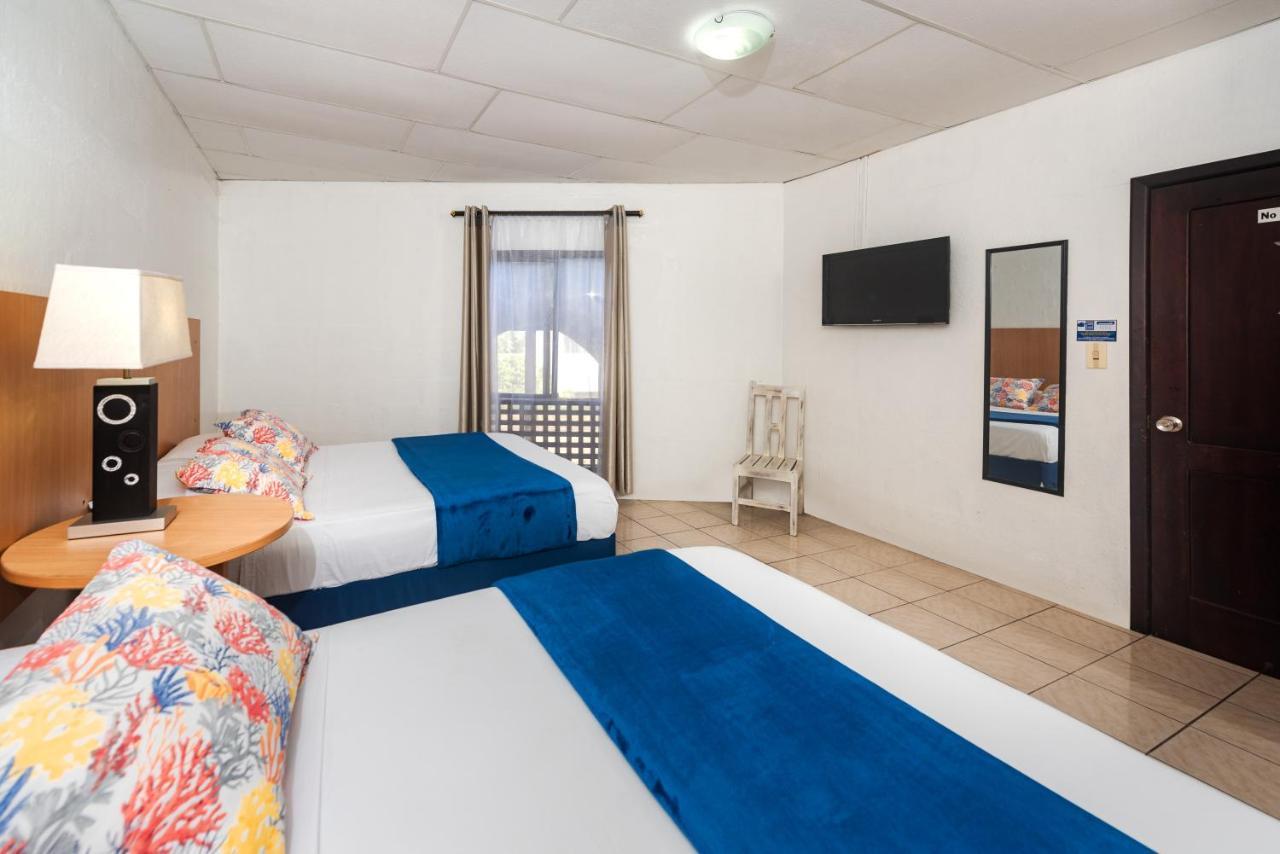 Hostal North Seymour Puerto Ayora  Exteriör bild