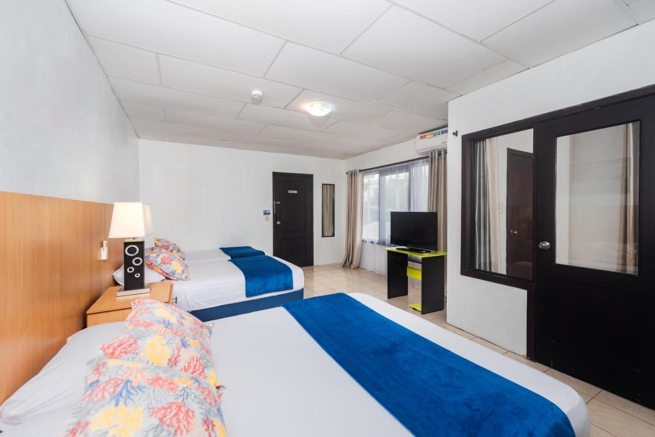 Hostal North Seymour Puerto Ayora  Exteriör bild
